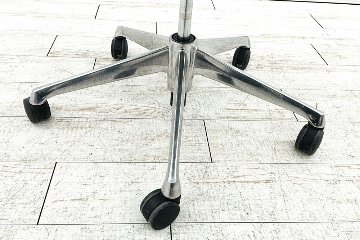 バロンチェア 中古 オカムラ OKAMURA Baron ブラック 可動肘 ハイバック ポリッシュフレーム 中古オフィス家具 メッシュの画像