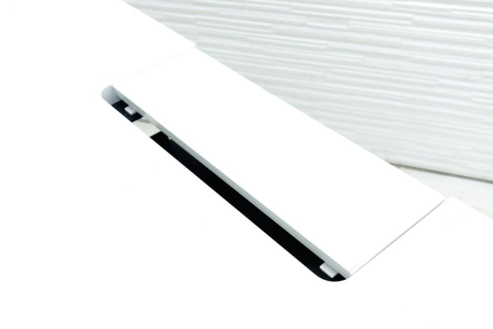 内田洋行 レムナ ブーメランデスク 中古 120° 1200mm UCHIDA 事務机 中古オフィス家具 1200/1200(700)/720の画像