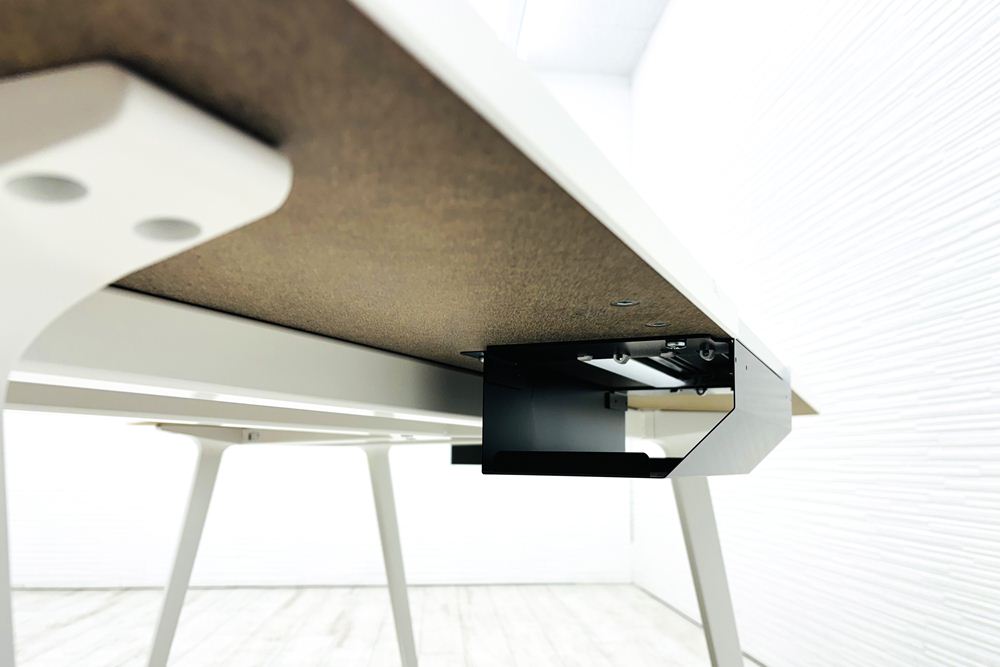 内田洋行 レムナ ブーメランデスク 中古 120° 1200mm UCHIDA 事務机 中古オフィス家具 1200/1200(700)/720の画像