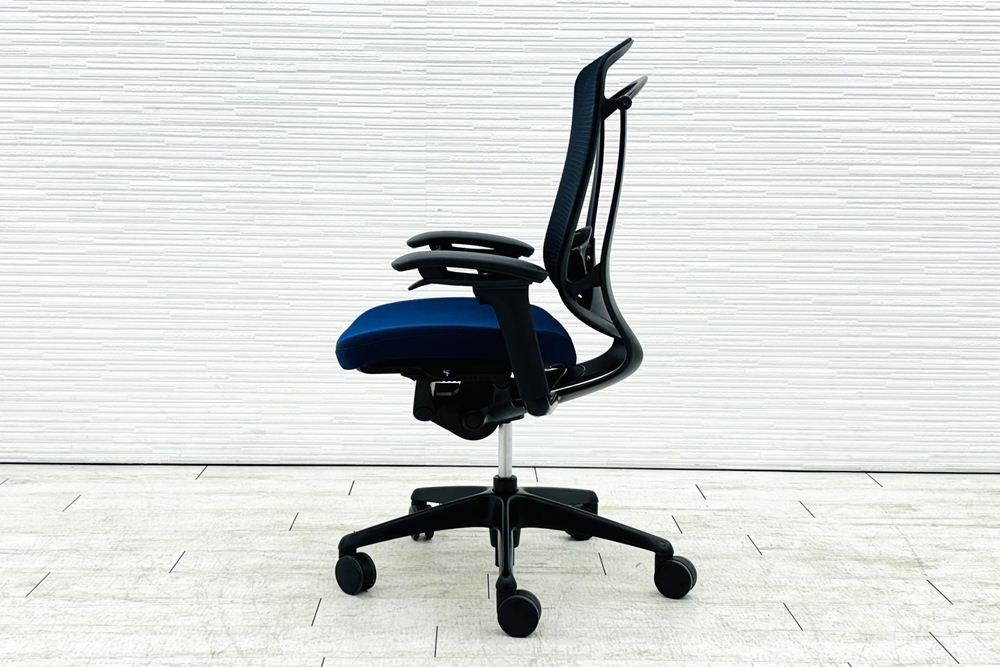 オカムラ コンテッサセコンダ 中古 2020年製 Contessa seconda CC83MS-FPC4 コンテッサチェア 中古オフィス家具 ダークブルーの画像