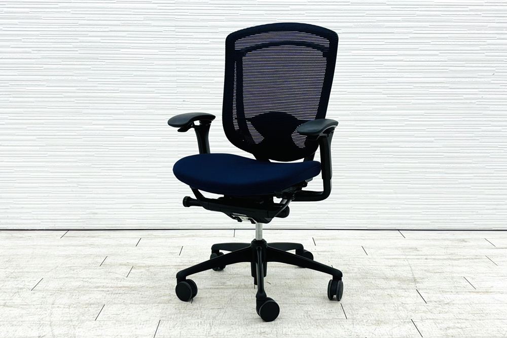 コンテッサチェア オカムラ 中古 2018年製 コンテッサ 座クッション 可動肘 中古オフィス家具 高機能チェア ダークブルーの画像