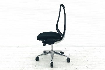 サブリナチェア 中古 オカムラ OKAMURA Sabrina 2016年製 ハイバック メッシュ 中古オフィス家具 事務椅子 ブラックの画像