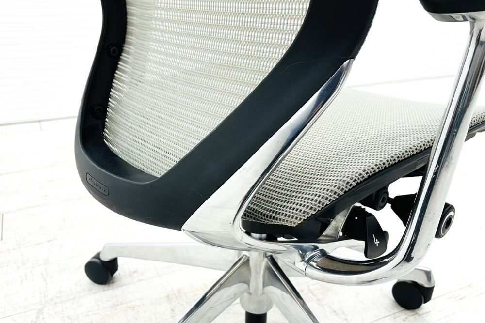 オカムラ バロンチェア エクストラハイバック OKAMURA Baron 固定肘 高機能チェア 中古オフィス家具 固定ヘッドレスト グレーの画像