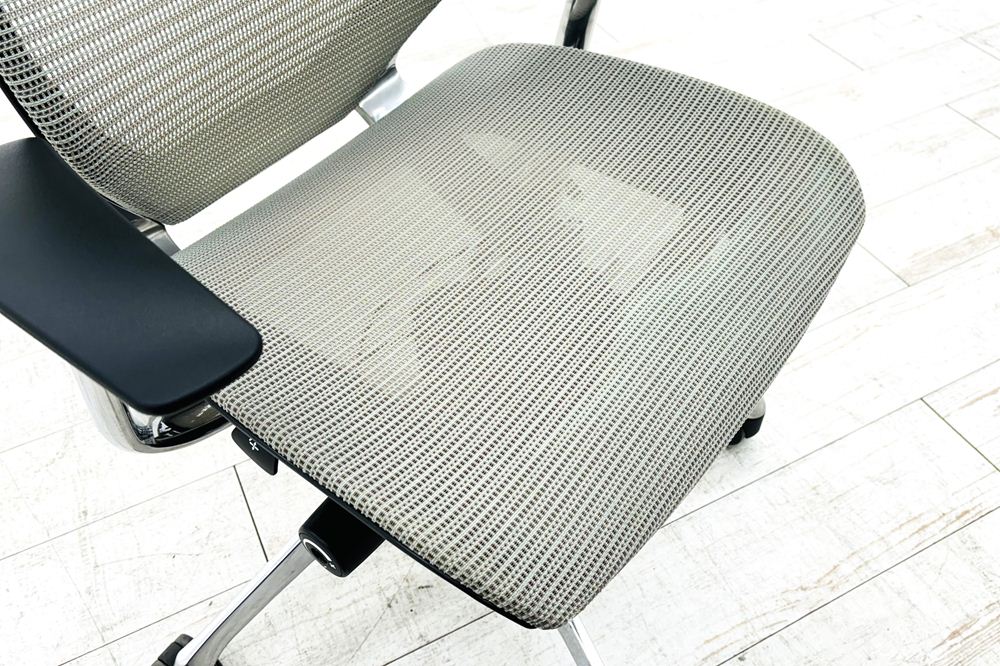 オカムラ バロンチェア エクストラハイバック OKAMURA Baron 固定肘 高機能チェア 中古オフィス家具 固定ヘッドレスト グレーの画像