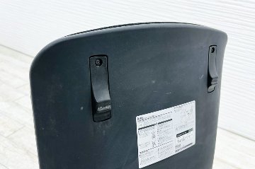 オカムラ グラータチェア 中古 【4本セット】 ネスティングチェア ミーティングチェア グラータ ブラック 中古オフィス家具 の画像