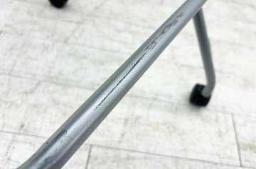 オカムラ グラータチェア 中古 【4本セット】 ネスティングチェア ミーティングチェア グラータ ブラック 中古オフィス家具 の画像