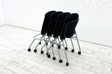 オカムラ グラータチェア 中古 【4本セット】 ネスティングチェア ミーティングチェア グラータ ブラック 中古オフィス家具 の画像