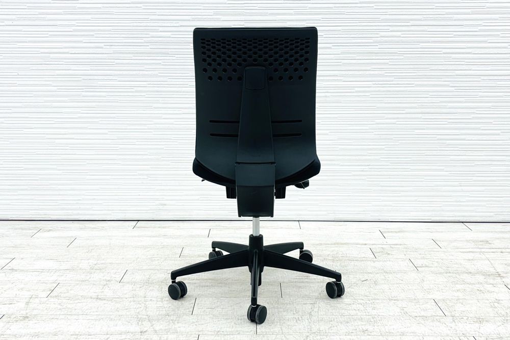 コクヨ ウィザードチェア 中古 KOKUYO Wizard クッション 肘無 中古事務椅子 中古オフィス家具 ブラックの画像