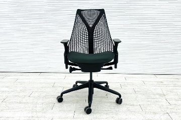 ハーマンミラー セイルチェア 中古 2018年製 ダークグリーン Herman Miller SAYL Chair 中古オフィス家具 可動肘の画像