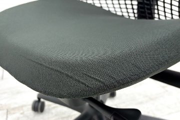 ハーマンミラー セイルチェア 中古 2018年製 ダークグリーン Herman Miller SAYL Chair 中古オフィス家具 可動肘の画像
