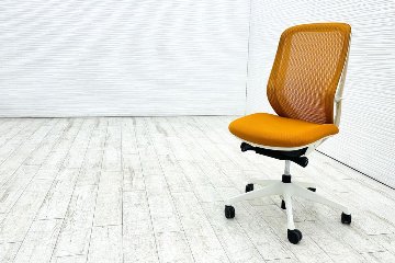 オカムラ シルフィーチェア 中古 ハイバック 肘無 Sylphy 背メッシュ 中古オフィス家具 オレンジの画像