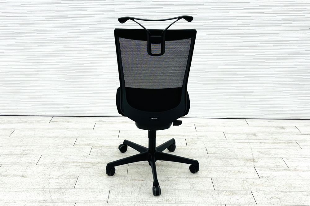 オカムラ エスクードチェア 中古 肘無 事務椅子 中古オフィス家具 OKAMURA ESCUDO ハイバック ブラックの画像
