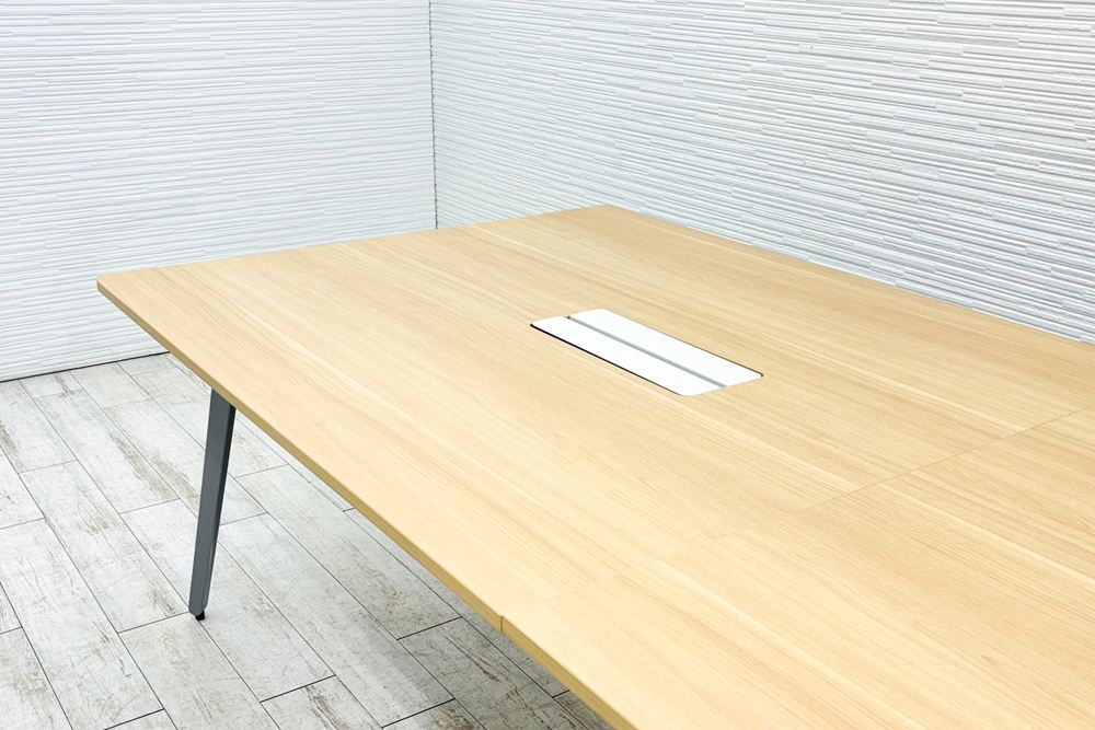 ウチダ レムナ 大型会議テーブル 中古 ミーティングテーブル 大型会議机 中古オフィス家具 2800/1200/720の画像