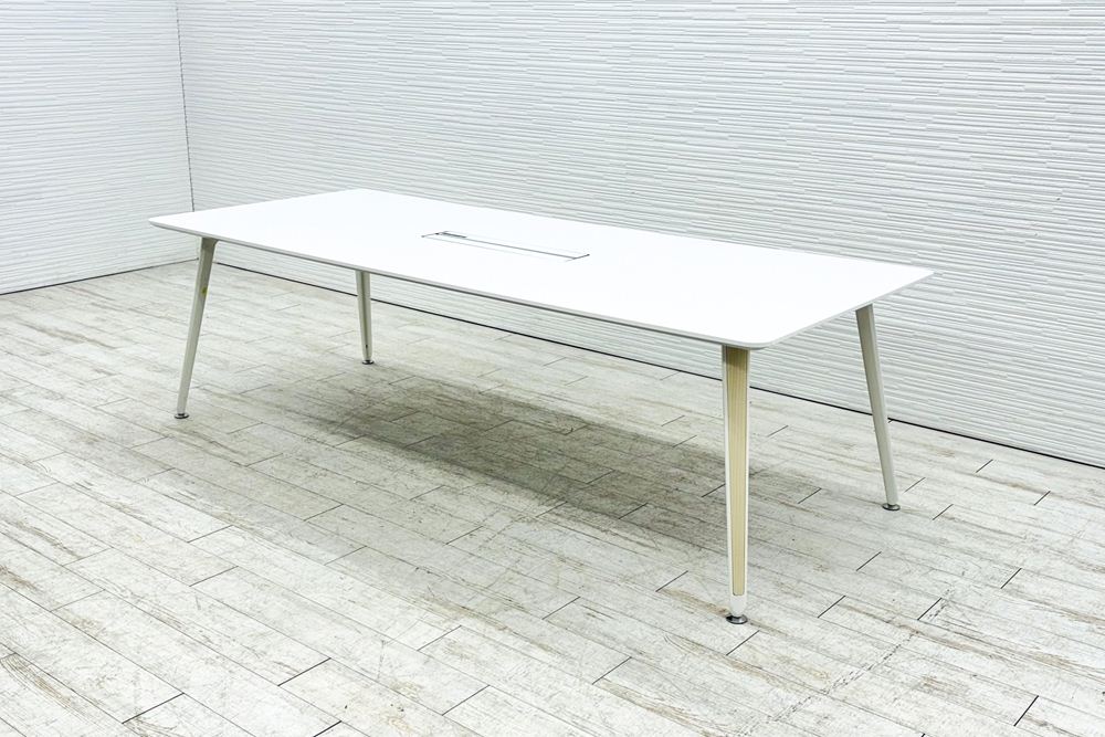 オカムラ プリシード 中古 PRECEDE 大型会議テーブル 幅2400 ミーティングテーブル 会議机 中古オフィス家具 2400/1000/720の画像