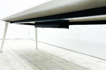オカムラ プリシード 中古 PRECEDE 大型会議テーブル 幅2400 ミーティングテーブル 会議机 中古オフィス家具 2400/1000/720の画像