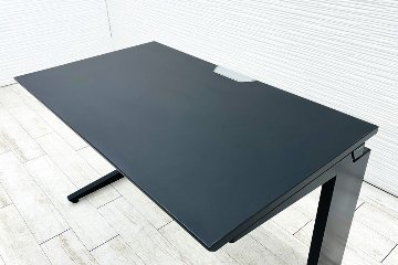 オカムラ プロユニット 中古 平机 ブラック 平デスク 事務机 Pro Unit 中古オフィス家具 1200/700/720の画像