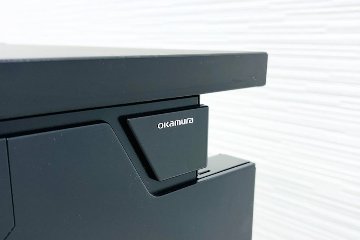 オカムラ プロユニット 中古 平机 ブラック 平デスク 事務机 Pro Unit 中古オフィス家具 1200/700/720の画像