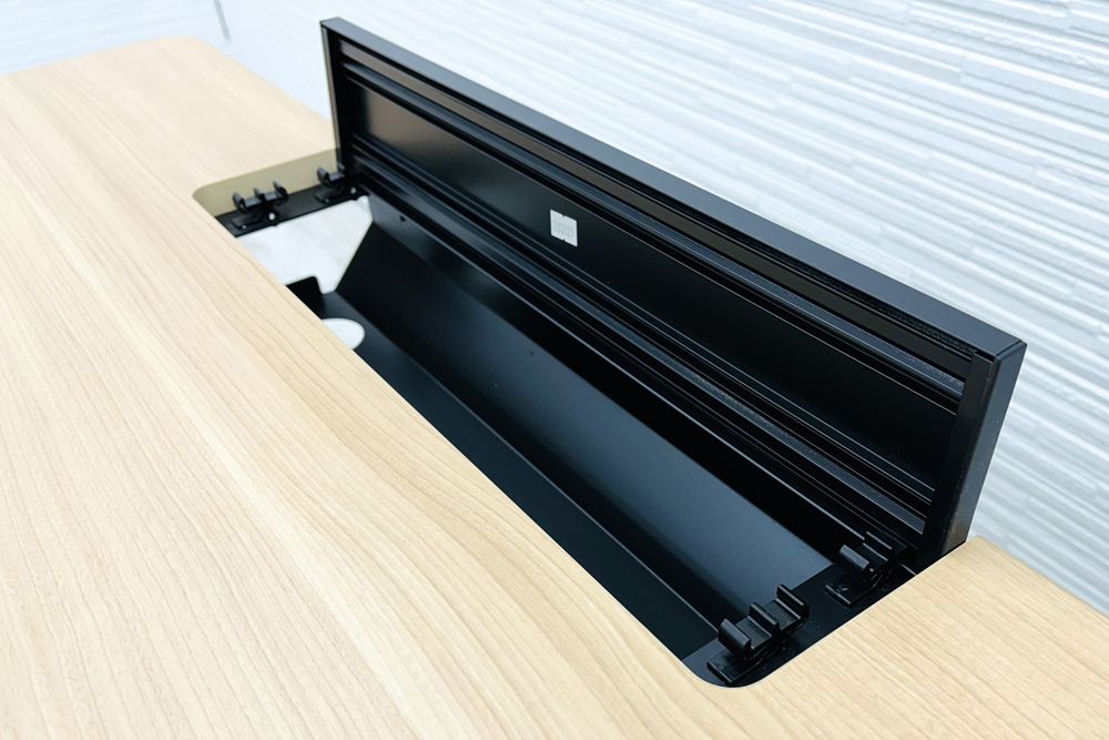 内田洋行 ウチダ レムナ 中古 平デスク 幅1200mm UCHIDA 事務机 中古オフィス家具 1200/700/720の画像