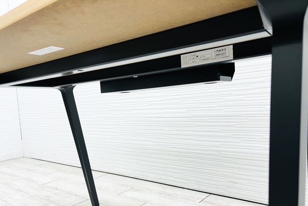 内田洋行 ウチダ レムナ 中古 平デスク 幅1200mm UCHIDA 事務机 中古オフィス家具 1200/700/720の画像
