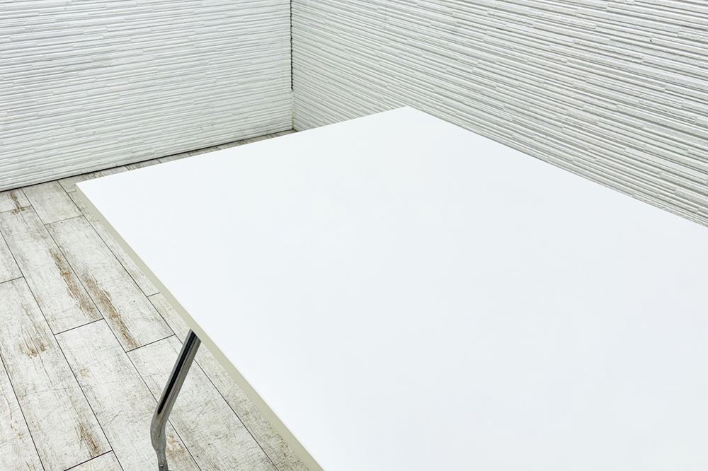 ヴィトラ アドホック Vitra 中古 小型会議テーブル 幅1600 ミーティングテーブル 会議机 中古オフィス家具 ホワイト 1600/800/720の画像