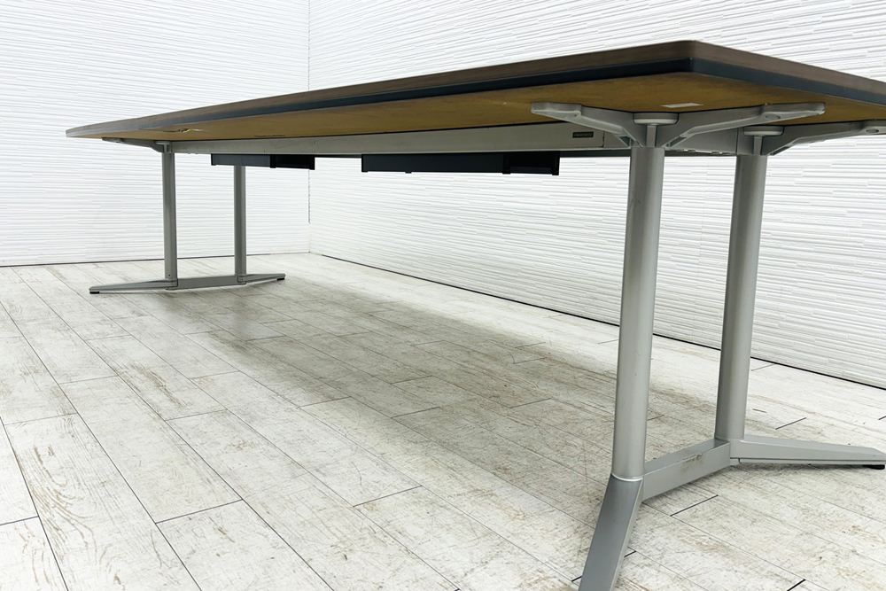 オカムラ ラティオ RATIO 中古 幅3200 大型会議テーブル ミーティングテーブル 舟形天板 中古オフィス家具 3200/1200/720の画像