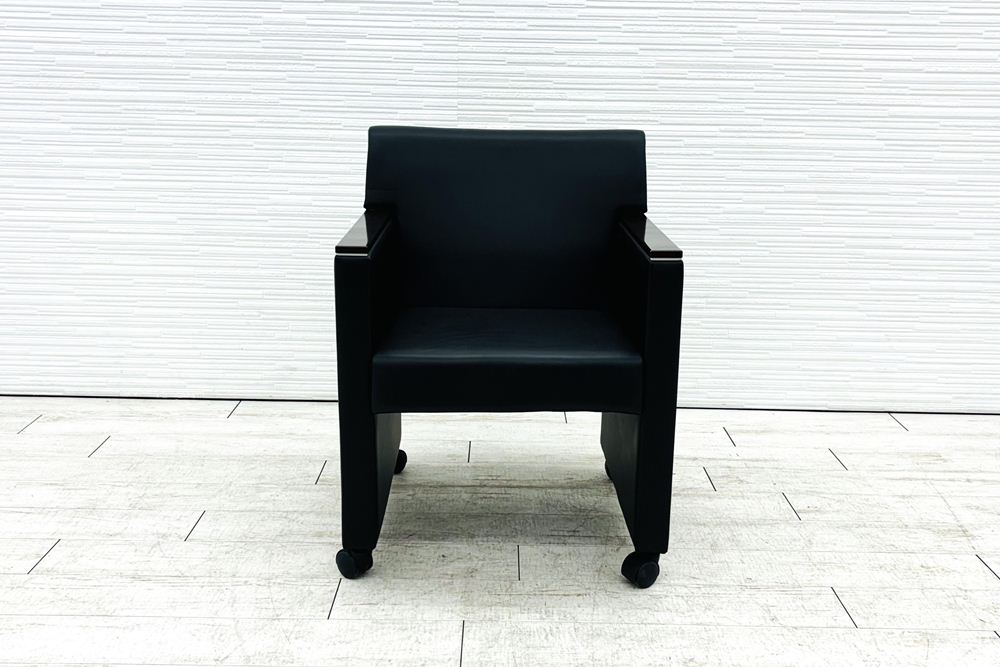 オカムラ ミーティングチェア 【6脚セット】 多目的チェア 中古オフィス家具 応接椅子 ソファ キャスター付 ブラックの画像