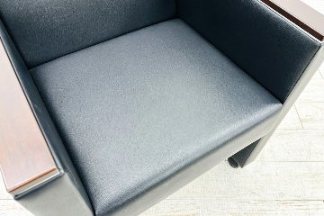 オカムラ ミーティングチェア 【6脚セット】 多目的チェア 中古オフィス家具 応接椅子 ソファ キャスター付 ブラックの画像