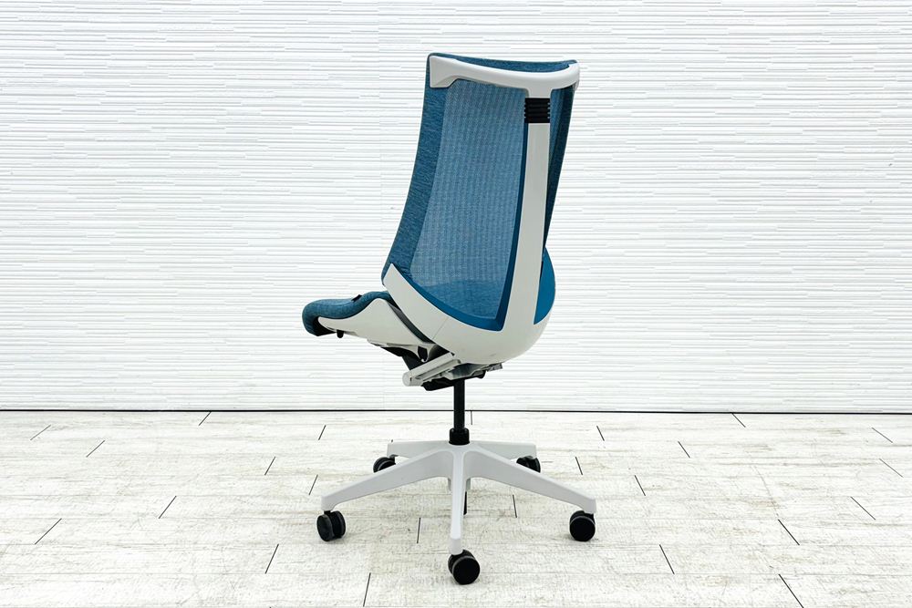 イトーキ アクトチェア 2020年製 中古 Act 肘無 事務椅子 ITOKI 中古オフィス家具 ダックブルーの画像