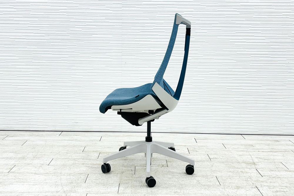 イトーキ アクトチェア 2020年製 中古 Act 肘無 事務椅子 ITOKI 中古オフィス家具 ダックブルーの画像