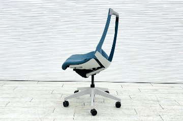 イトーキ アクトチェア 2020年製 中古 Act 肘無 事務椅子 ITOKI 中古オフィス家具 ダックブルーの画像