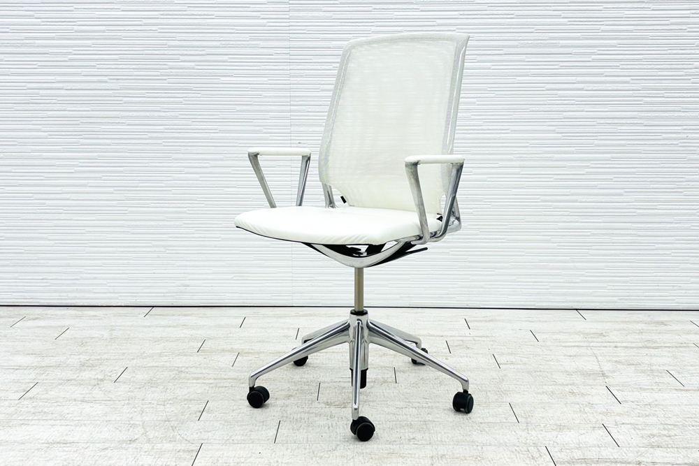 ヴィトラ メダチェア 中古 Vitra MEDA 革 固定肘 中古オフィス家具 デザイナーズチェア ホワイトの画像