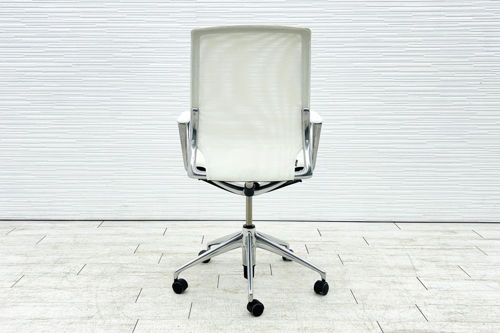 ヴィトラ メダチェア 中古 Vitra MEDA 革 固定肘 中古オフィス家具 デザイナーズチェア ホワイトの画像