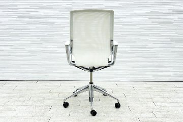 ヴィトラ メダチェア 中古 Vitra MEDA 革 固定肘 中古オフィス家具 デザイナーズチェア ホワイトの画像