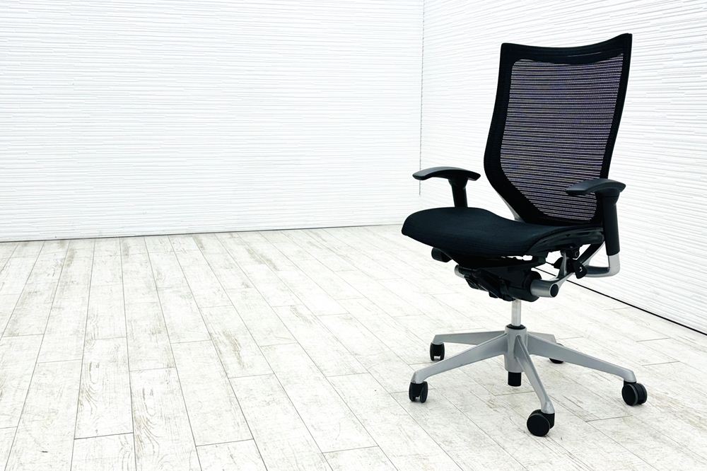 オカムラ バロンチェア 中古 2019年製 OKAMURA Baron ブラック ハイバック 可動肘 中古オフィス家具 メッシュの画像