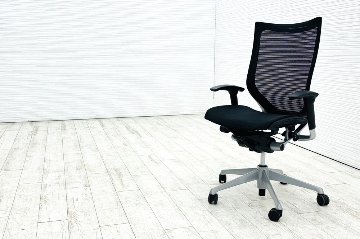 オカムラ バロンチェア 中古 2019年製 OKAMURA Baron ブラック ハイバック 可動肘 中古オフィス家具 メッシュの画像
