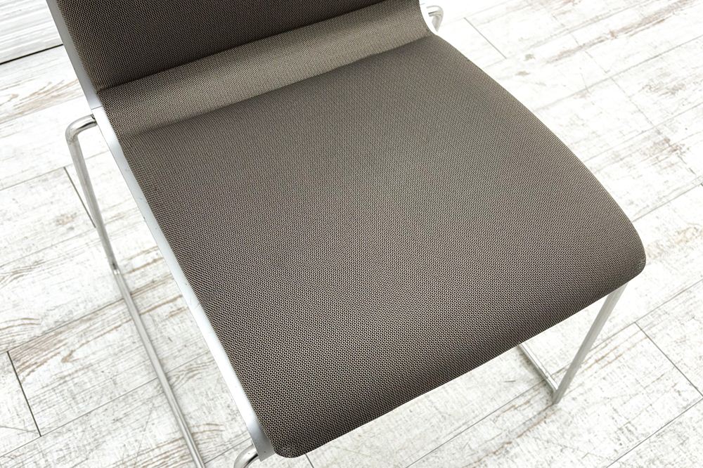 BLA STATION ブローステーション 北欧 フィンランド ミーティングチェア パイプ椅子 中古 スタッキングチェア 中古オフィス家具の画像