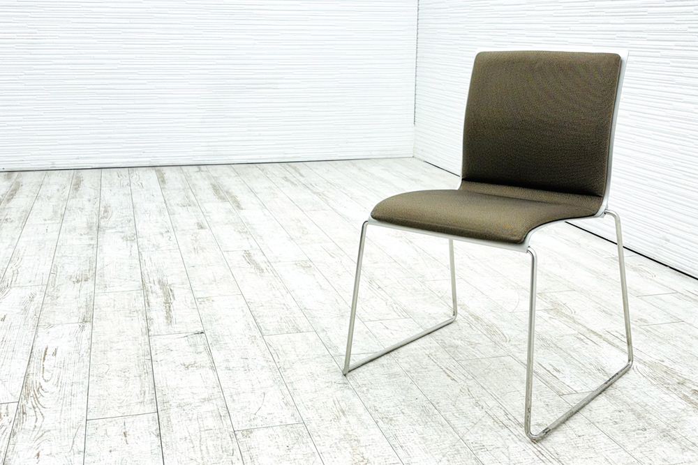 BLA STATION ブローステーション 北欧 フィンランド ミーティングチェア パイプ椅子 中古 スタッキングチェア 中古オフィス家具の画像