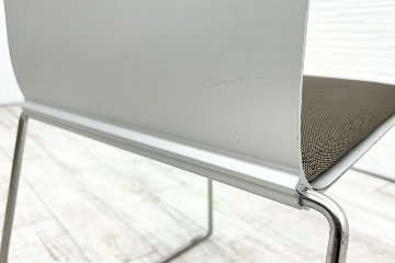 BLA STATION ブローステーション 北欧 フィンランド ミーティングチェア パイプ椅子 中古 スタッキングチェア 中古オフィス家具の画像