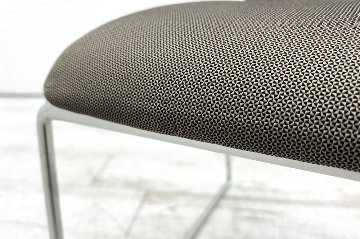 BLA STATION ブローステーション 北欧 フィンランド ミーティングチェア パイプ椅子 中古 スタッキングチェア 中古オフィス家具の画像