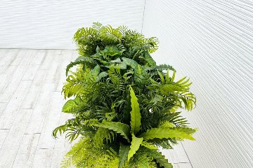 プラントボックス 造花付き 中古 フェイクグリーン 間地切り 中古オフィス家具 フラワースタンド 900/210/800の画像