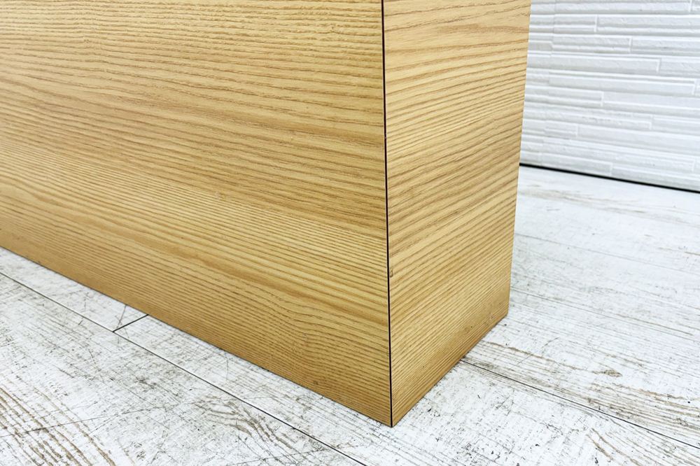 プラントボックス 造花付き 中古 フェイクグリーン 間地切り 中古オフィス家具 フラワースタンド 1800/210/800の画像