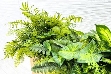 プラントボックス 造花付き 中古 フェイクグリーン 間地切り 中古オフィス家具 フラワースタンド 1800/210/800の画像