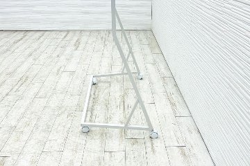オカムラ コートハンガー GO-DO ゴド キャスター付 ハンガーラック 中古オフィス家具 ホワイト 1200/570/1750の画像