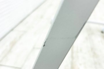 オカムラ コートハンガー GO-DO ゴド キャスター付 ハンガーラック 中古オフィス家具 ホワイト 1200/570/1750の画像