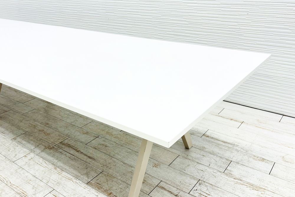 コクヨ デイズオフィス ウッドチルド 中古 会議テーブル ミーティングテーブル 中古オフィス家具 4200/1200/720 の画像