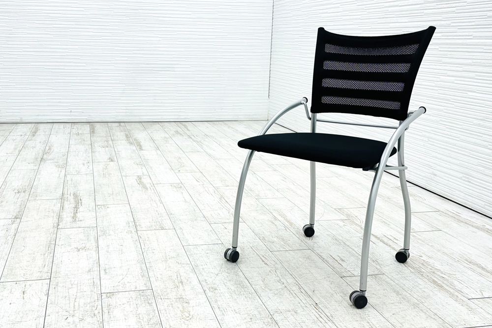 プリエ2 イトーキ 多目的チェア 中古 会議椅子 ミーティングチェア 中古オフィス家具の画像
