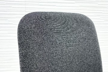 オカムラ ライブス エントリー 中古 2021年製 ミーティングチェア 多目的チェア Lives Entry 中古オフィス家具 ダークグレーの画像