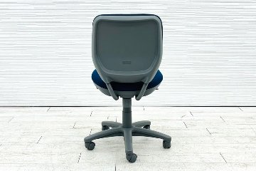 オカムラ ビラージュ 中古 肘無 ローバック 事務椅子 中古オフィス家具 ネイビーの画像