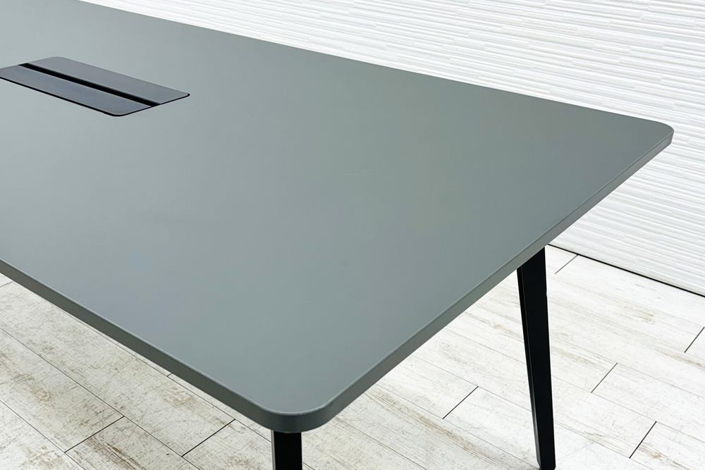 内田洋行 レムナ 会小型議テーブル ミーティングテーブル 中古 幅1800 中古オフィス家具 1800/900/720の画像