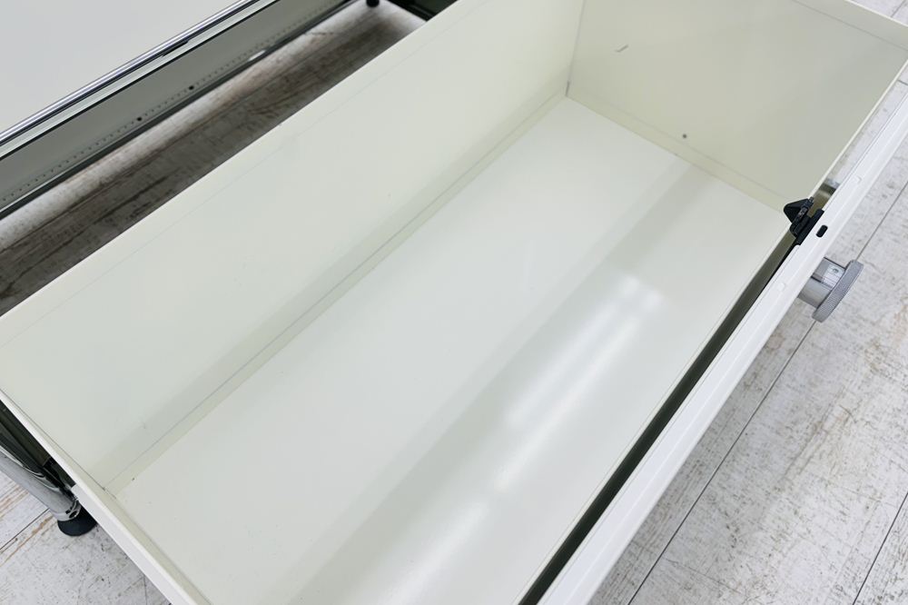 USMハラー 中古 1列3段 USM Haller ドロップダウン エクステンション 中古オフィス家具 ホワイト 770/375/1100 両側パンチング 鍵無の画像
